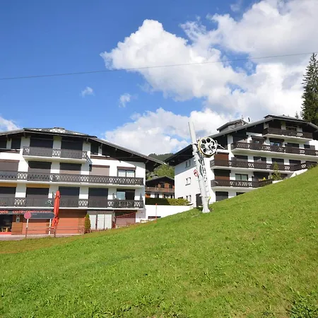 Vue Piste Au Centre, 6 Pers. - Fr-1-623-371 *
